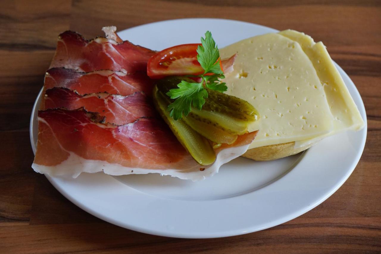 Enzianhuette Berggasthaus San Leonardo in Passiria Eksteriør billede